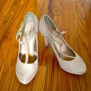 Call it Spring! Nude heels